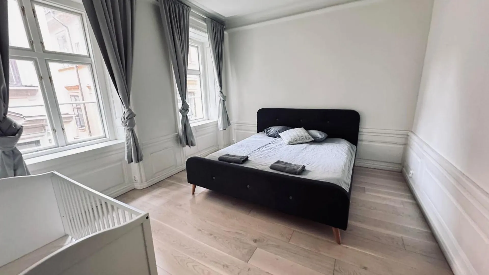 The Place To Be In Stockholm Old Town Apartament